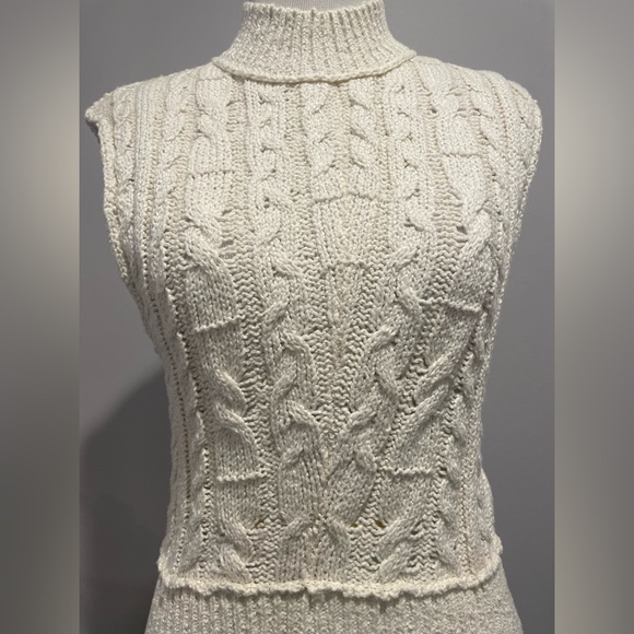 FREE PEOPLE Sweater Vest - Picture 2 of 4